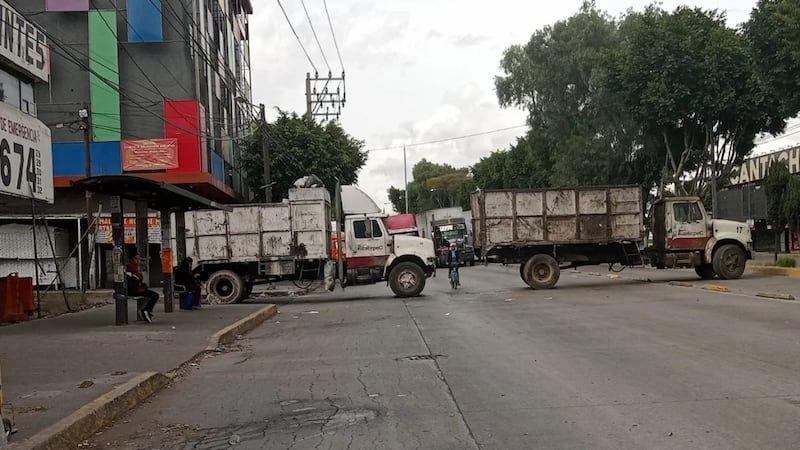 Liberan vialidades de Ecatepec tras 48 horas de bloqueos; llegan a acuerdo