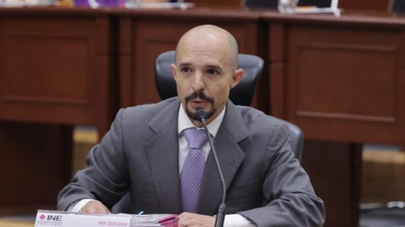 Consejero del INE propone no declarar la validez de elección judicial por acordeones