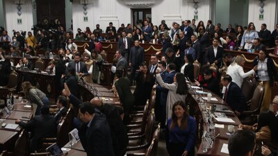 No se logró la ratificación de Ernestina Godoy como fiscal