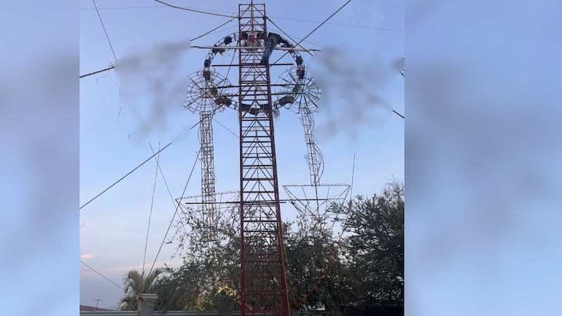 Decomisan castillo de pirotecnia con imágenes alusivas al CJNG y a ‘El Mencho’ en Michoacán