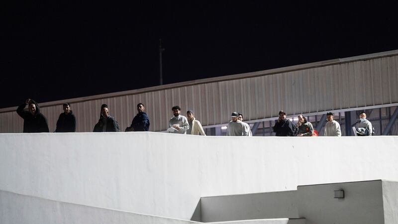 Gobierno de Trump pagará mil dólares a inmigrantes para que se ‘autodeporten’