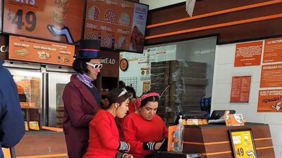 Se volvieron virales ante el ingenio de sus disfraces