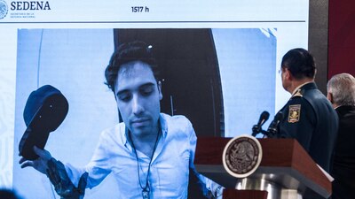 Luis Cresencio Sandoval tuvo que revelar, por petición de AMLO, el nombre de un militar