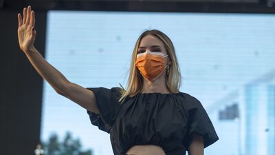 La esposa de Samuel García dijo sentirse muy satisfecha con el triunfo en Nuevo León