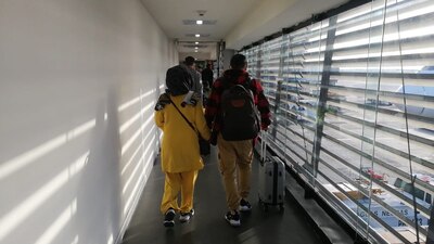 La pareja fue deportada a Estambul después de un día de haber sido retenidos en el AICM