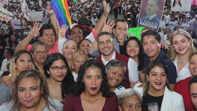 Ante las críticas y cuestionamientos, se dijo orgulloso de su profesión como policía