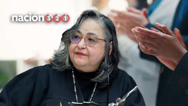 ¿Duelo de aplausos? Así despidieron a los ministros de la SCJN en su última sesión