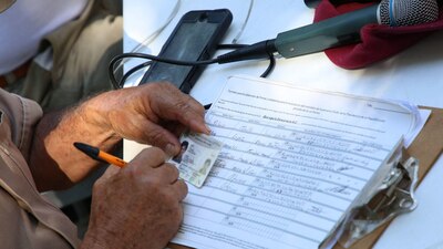 En los últimos meses, Morena se ha dedicado a recolectar firmas para la consulta ciudadana