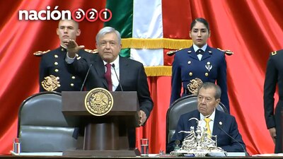 López Obrador rindió protesta en la Cámara de Diputados