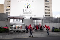 La CNDH, el SAT, el Miguel Agustín Pro y el monopolio de la defensoría