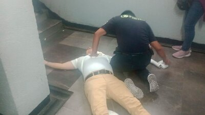 Elementos del ERUM acudieron a la estación Bellas Artes