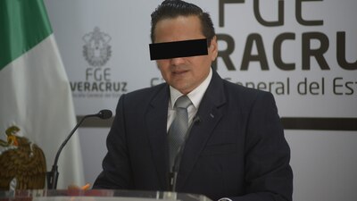 Se encuentra acusado de privación ilegal de la libertad y desaparición forzada