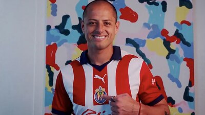 El exseleccionado nacional se enfundó en la playera de Chivas