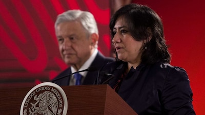 Tras la renuncia de Carlos Lomelí, la titular Irma Eréndira Sandoval mandó este mensaje