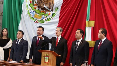 Alfredo del Mazo tomó protesta como gobernador del Edomex ante el Poder Legislativo