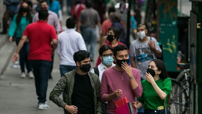 La Secretaría de Salud informó este día que ya son 196 mil 606 las personas fallecidas por el nuevo coronavirus