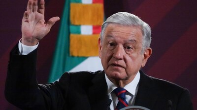 El Presidente presumió la fortaleza del peso frente al dólar