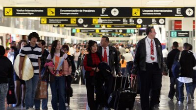 Las aerolíneas deberán compensar a los usuarios por el tiempo perdido