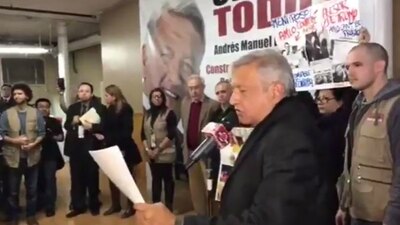 Menos de 5 personas protestaron por el caso Ayotzinapa