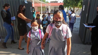 Se dejará a juicio de las comunidades escolares si continuar de forma presencial o en línea