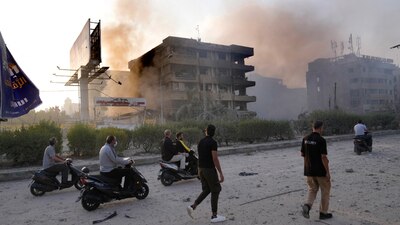 En la mezquita se refugiaban personas desplazadas cerca del principal hospital en la ciudad central de Deir al-Balah