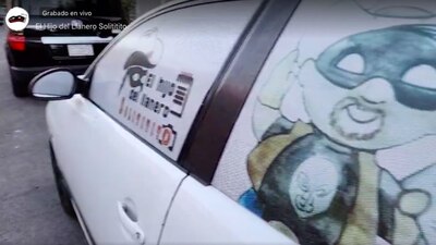 El periodista conocido como El Hijo del Llanero Solititito, fue atacado en las puertas de su casa en Celaya.