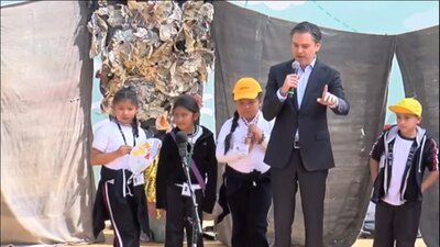 Aurelio Niño en la Feria Internacional del Libro Infantil y Juvenil
