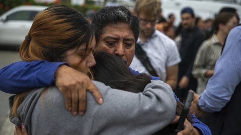 “Deje de aterrorizar a nuestros residentes”: alcaldes piden a Trump detener las redadas