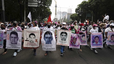 El 26 de septiembre de 2014 policías de la ciudad de Iguala capturaron a los estudiantes con la participación de otras corporaciones.