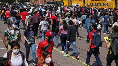 El Gobierno de la Ciudad de México pidió a las personas de este grupo respetar el día y hora de las citas