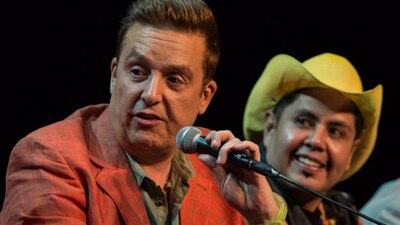 El conductor de 'Ventaneando' llamó "mal nacidos" y "jodidos" a quienes defienden al presidente