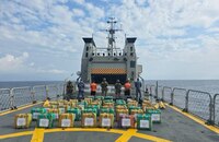 Fuerzas Armadas aseguran dos toneladas de cocaína en embarcaciones en Oaxaca