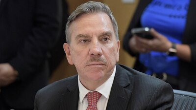 Dio a conocer la carta que presentó al Senado de la República para renunciar