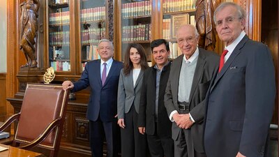 Este comité ha trabajado en recoger opiniones para elaborar la Constitución Moral