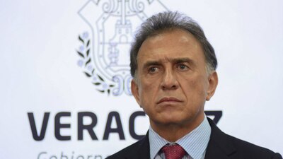 Yunes Linares se convirtió en gobernador a partir del 1 de diciembre de 2016