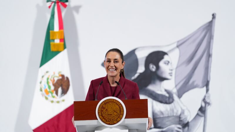 Confirma Sheinbaum que no asistirá a cumbre BRICS; la representará De la Fuente