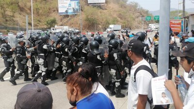 Los familiares de Yoseline, se manifestaron en la Glorieta de la Diana Cazadora en Acapulco