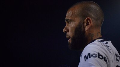 Dani Alves terminó su relación laboral con Pumas cuando se dio a conocer la agresión