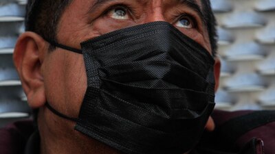 El político aseguró que el INE ‘ya no debe existir’ después de que cancelaron su candidatura al gobierno de Guerrero