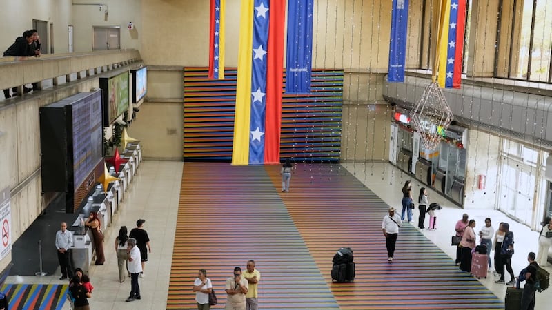 Venezuela condena “amenaza colonialista” de Trump tras declarar cierre aéreo