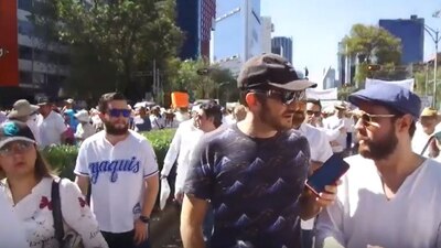 El simpatizante de la 4T fue agredido por algunos asistentes de la marcha antiAMLO