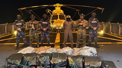 Confiscó bultos y paquetes de droga en las costas de Michoacán