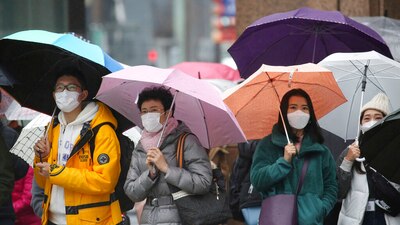El número de muertos en China por coronavirus ha aumentado de 41 a 258 en apenas una semana