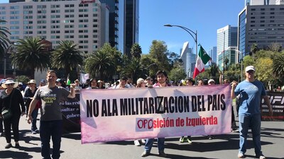 El exdiputado Fernando Belaunzarán fue uno de los asistentes a la denominada #MarchFifí