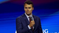 EU retira visas a personas que criticaron a Charlie Kirk en redes sociales; hay un mexicano