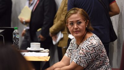 La diputada local apareció en 3 videos recibiendo dinero supuestamente para AMLO