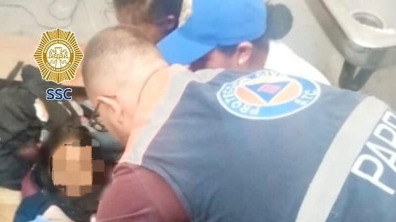 Joven da a luz en la estación 18 de Marzo de la Línea 3 del Metro, en la GAM