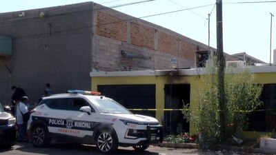 Las autoridades sospechan que el incendio fue provocado por un descuido de la maestra