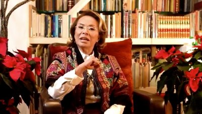 La exlideresa sindical envió un mensaje a los maestros por la temporada navideña