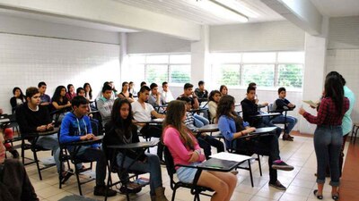 Estudiantes de la Universidad de Guadalajara.